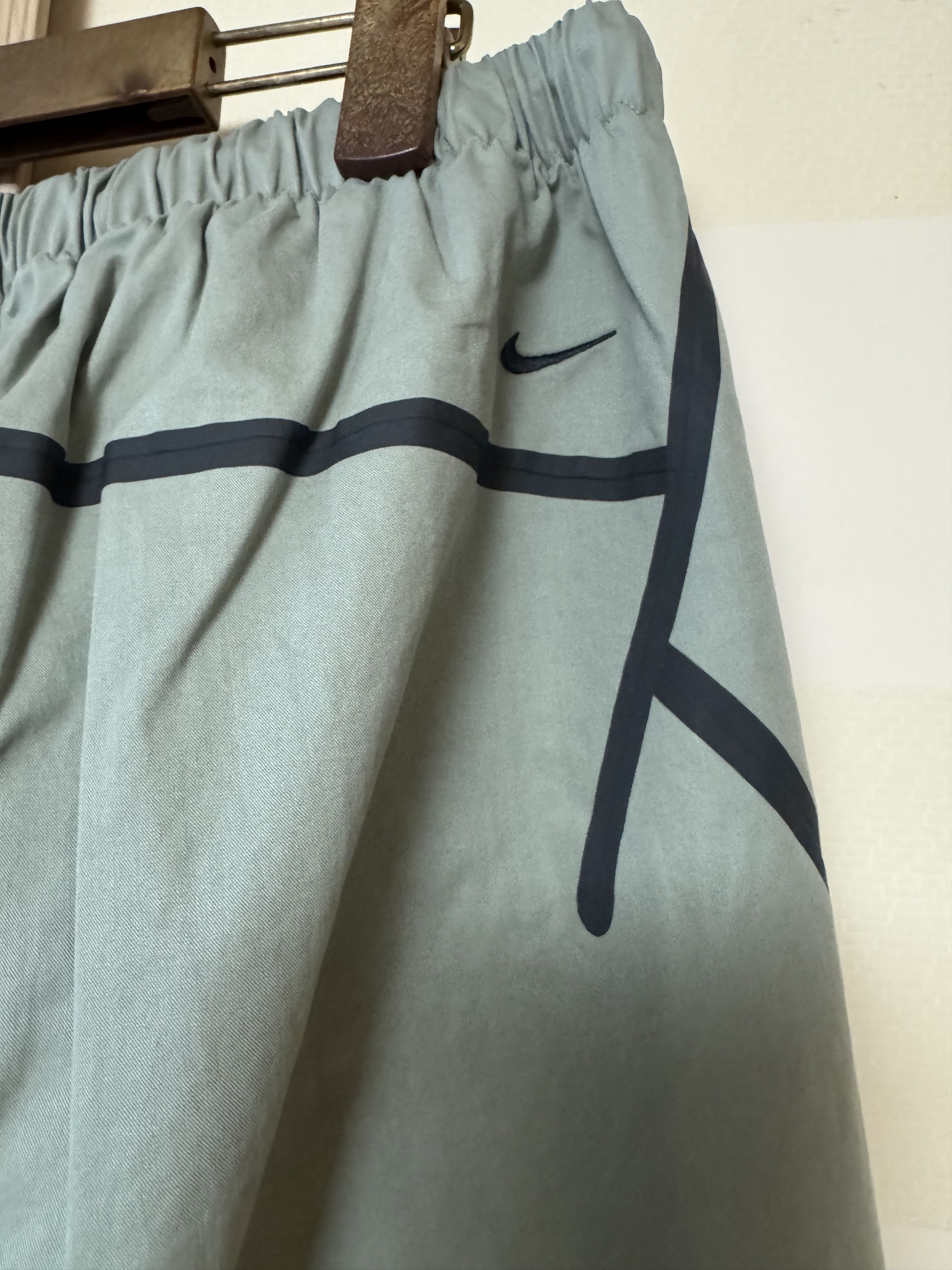 Nike Nike Tech Cargo Sneaker Pant (Sage) / Medium – New with Tags Size US 32 / EU 48 - 7 Thumbnail