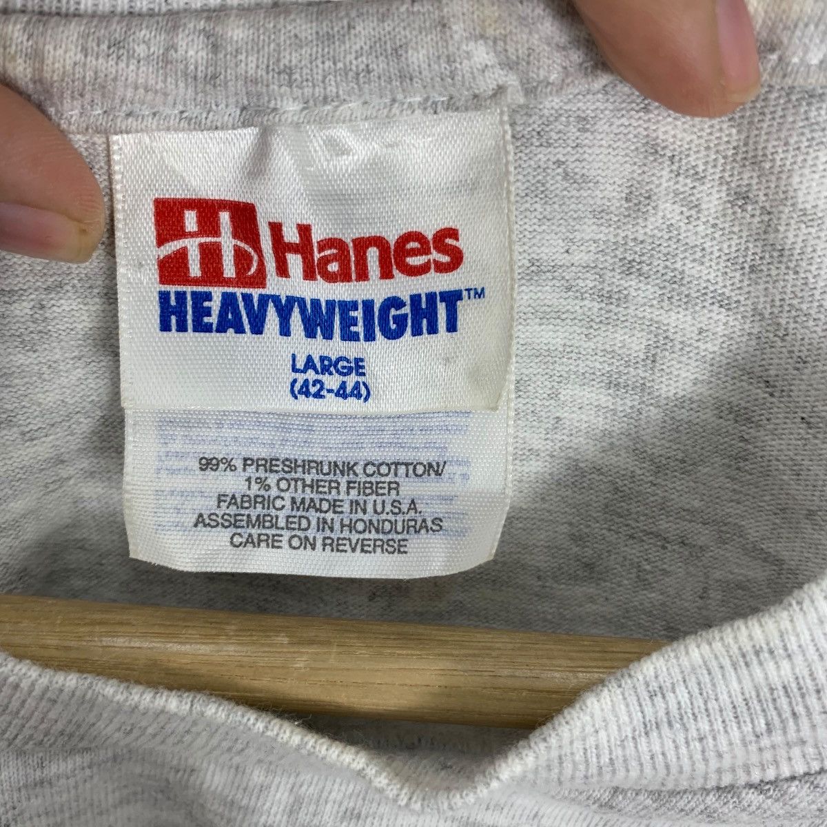 Vintage Vintage 90’ HANES 1901 LEGEND Made In USA Tee Shirt Top Size US L / EU 52-54 / 3 - 6 Thumbnail
