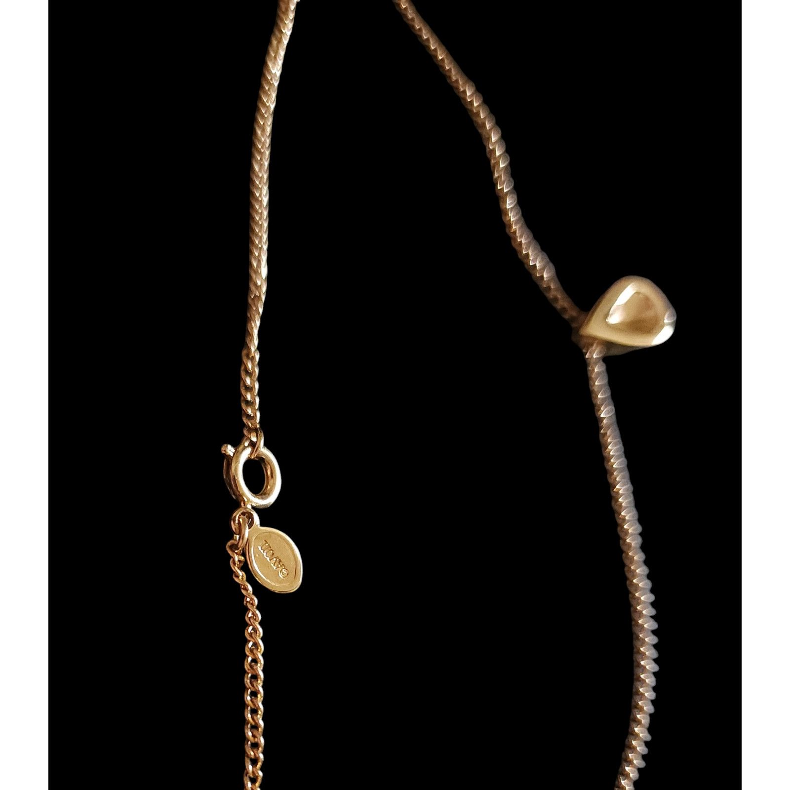 Avon Celli Signed Avon tear drop necklace. Size ONE SIZE - 3 Thumbnail