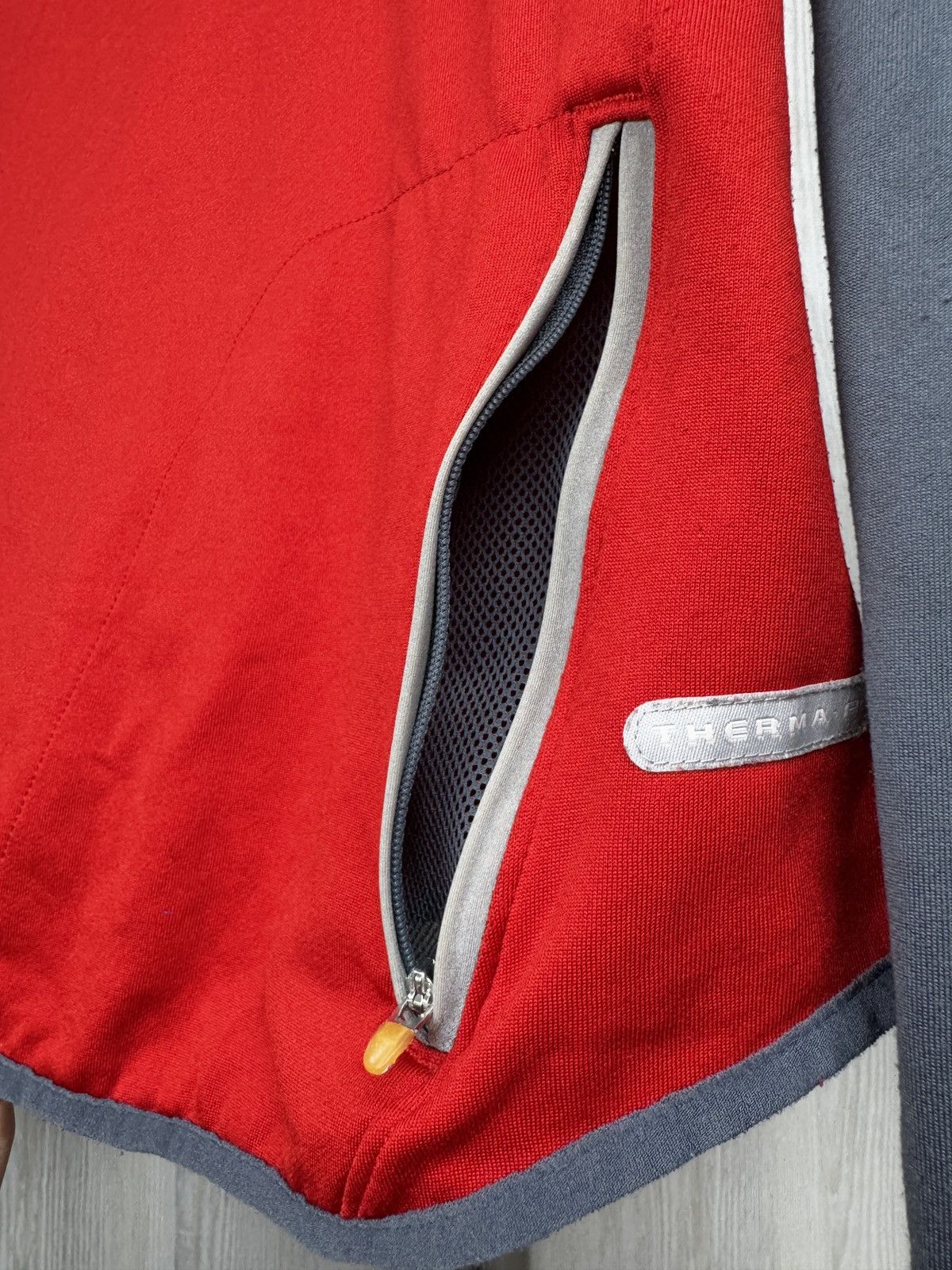 Nike Nike vintage y2k half zip therma-fit center logo sweater Size US M / EU 48-50 / 2 - 9 Thumbnail
