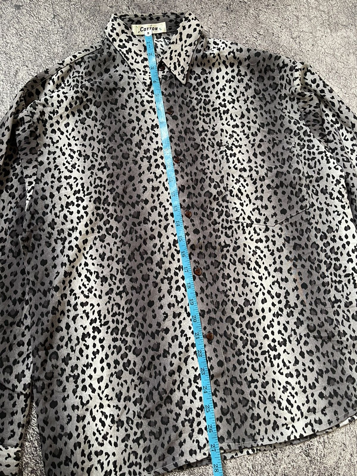 Japanese Brand Y2K COTTON LEOPARD IFSIXWASNINE BUTTON SHIRT Size US L / EU 52-54 / 3 - 6 Thumbnail