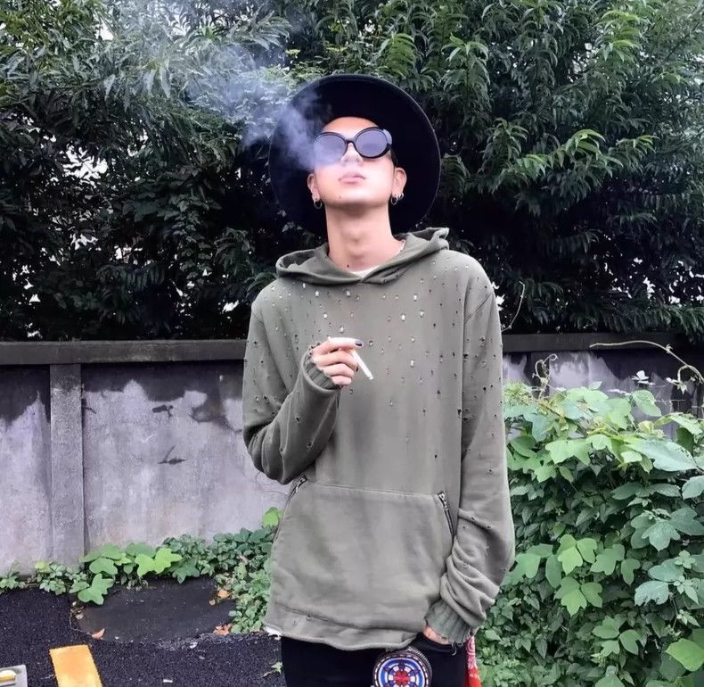 Amiri Amiri 16AW Shotgun Cropped Hoodie 2502-Nextarrow Size US XS / EU 42 / 0 - 8 Thumbnail