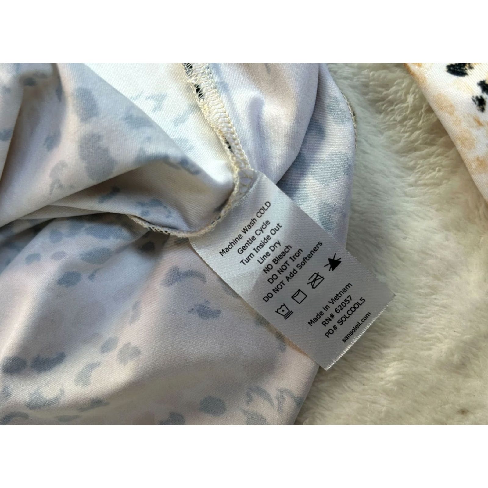 Vintage Sans Soleil Womens Long-Sleeve Animal Print 1/4 Zip Pullover Top Large Beige Size L / US 10 / IT 46 - 5 Thumbnail