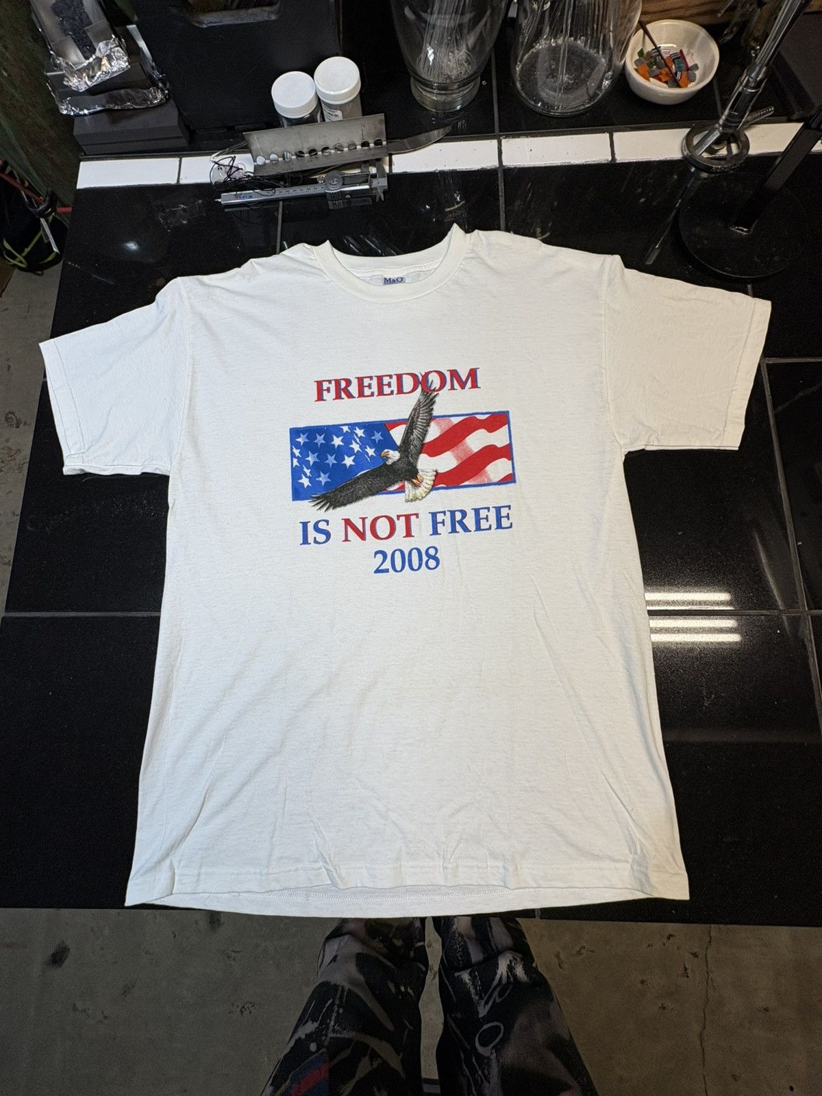 Vintage Freedom isnt free vintage 2008 tee size large Size US L / EU 52-54 / 3 - 1 Thumbnail