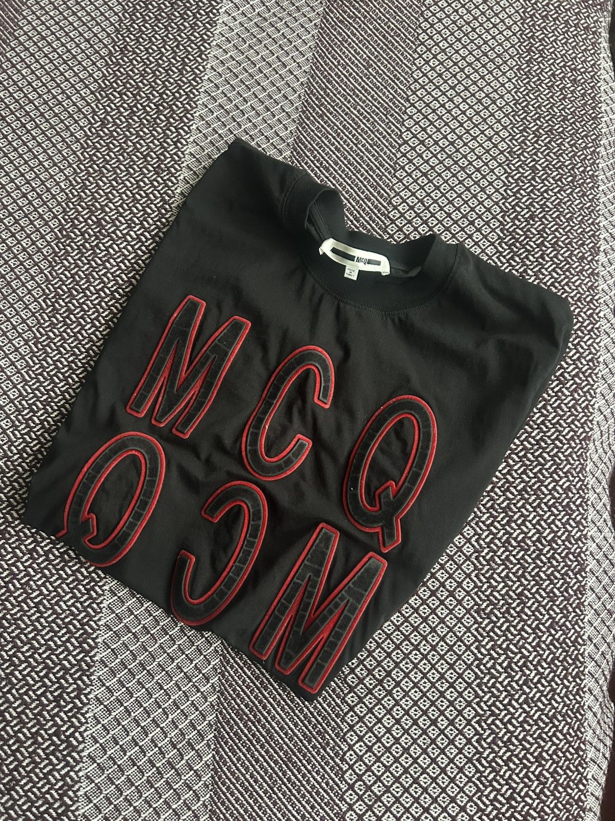 MCQ MCQ Big Logo T-shirt Streetwear Style Unisex Size Medium Size US M / EU 48-50 / 2 - 8 Thumbnail