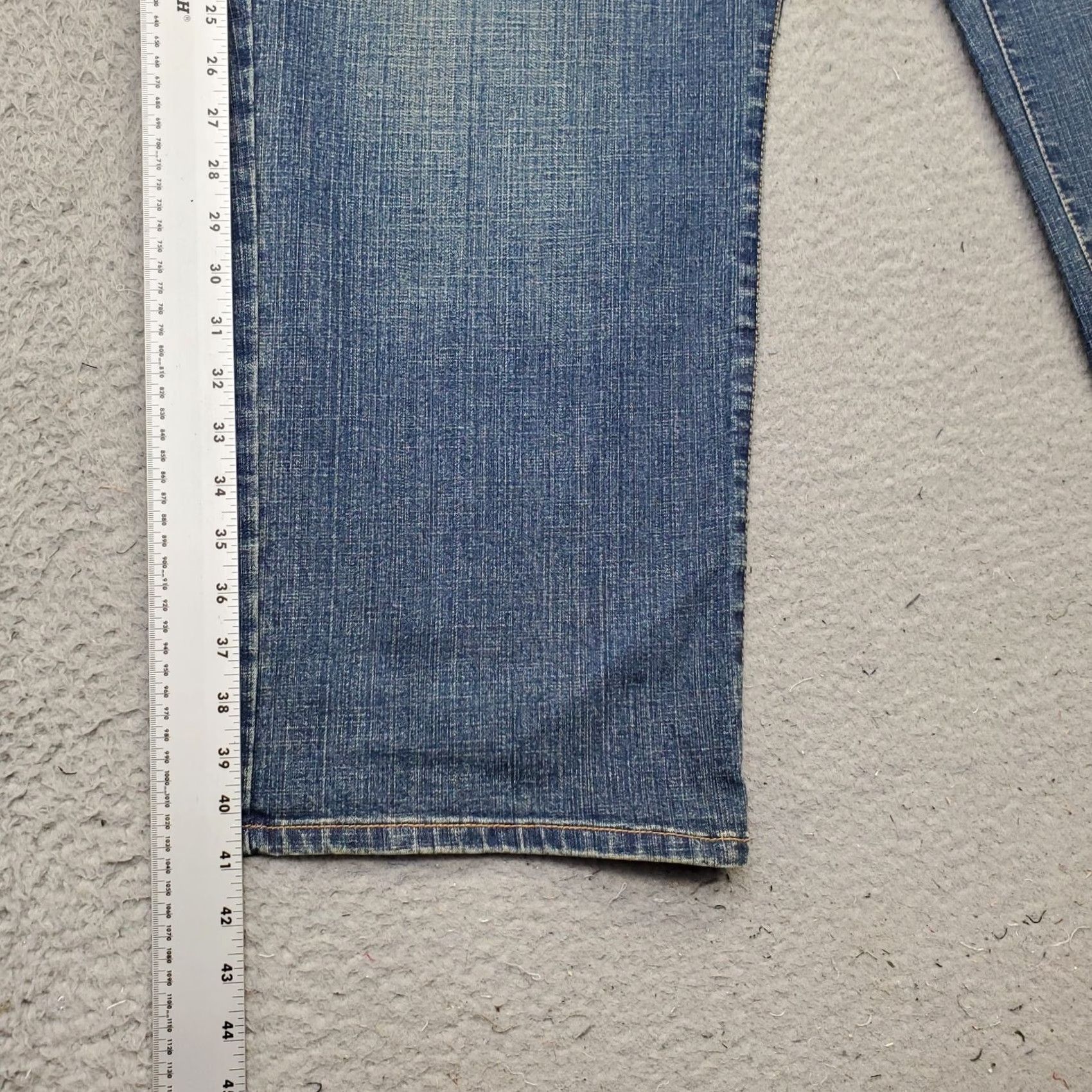 Denime Venezia Jeans Womens 26WP Blue Denim Straight 5-Pocket Petite Regular Size: 26WP Womens Color: Blue Grunge Style Low Waist Stretch Size 26" / US 2 / IT 38 - 3 Thumbnail