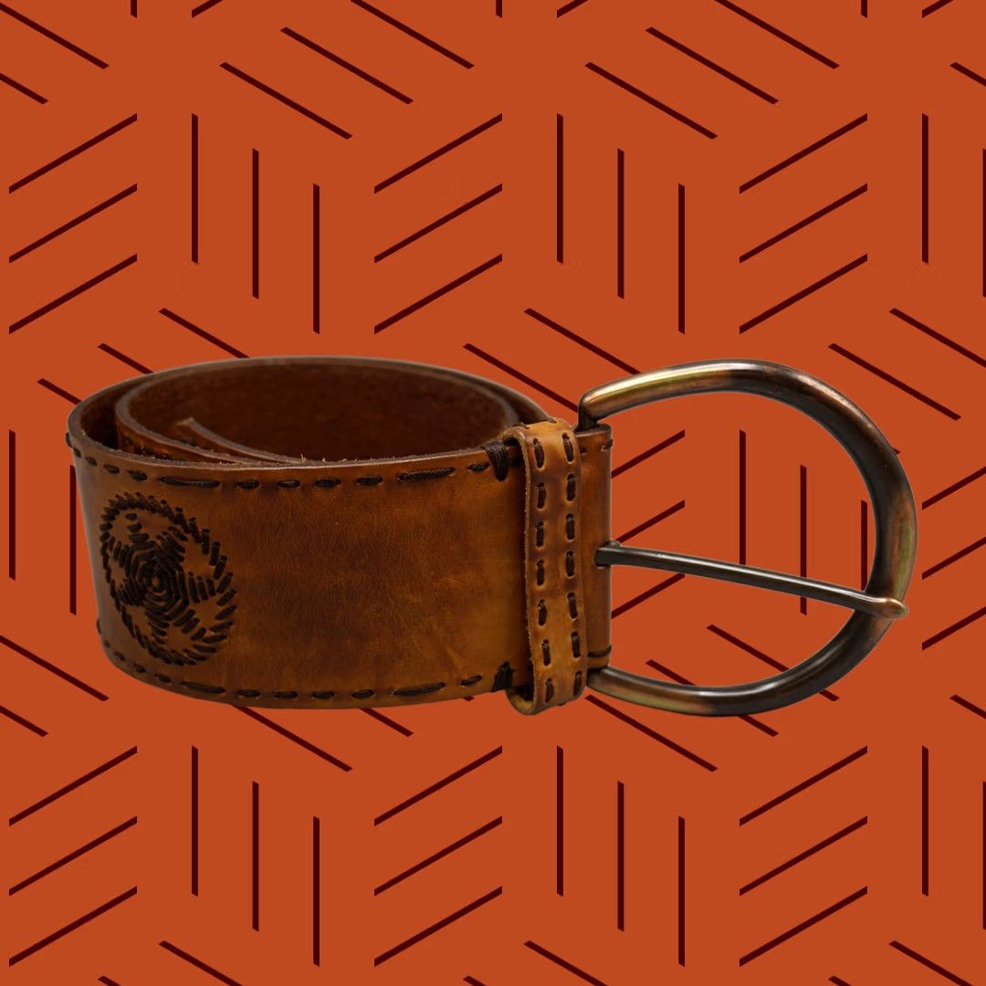 Vintage VINTAGE Max Studio Cognac Italian Leather Wide Boho Whipstitch Belt Brown LP02229MS Size ONE SIZE - 1 Thumbnail