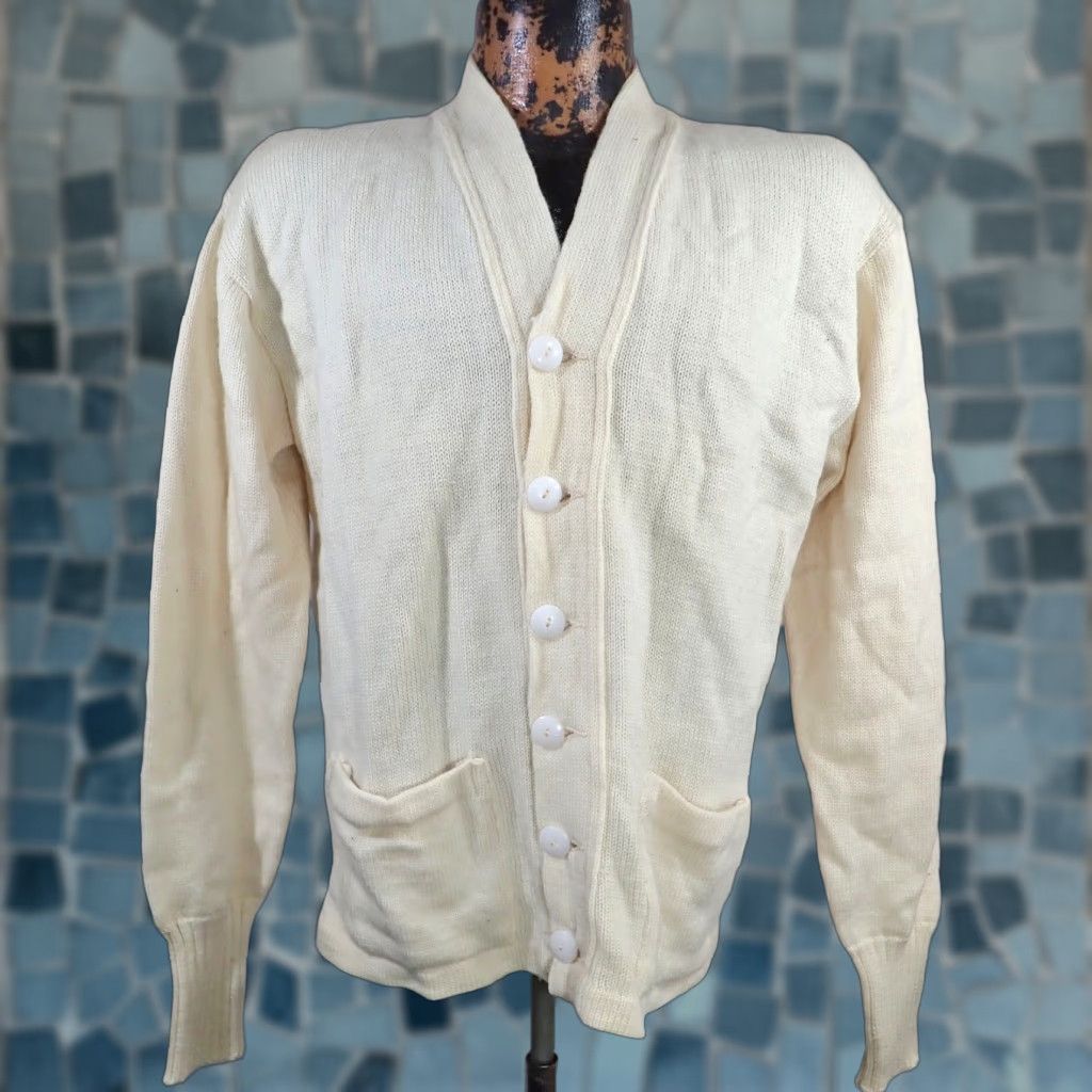 Vintage VINTAGE Revere Wool Cardigan Sweater Mens L White 60s 70s Rockabilly Casual Wool Knit Button Knitwear 60s70s Cobain Grandpa Preppy Academic Retro Size US L / EU 52-54 / 3 - 1 Thumbnail