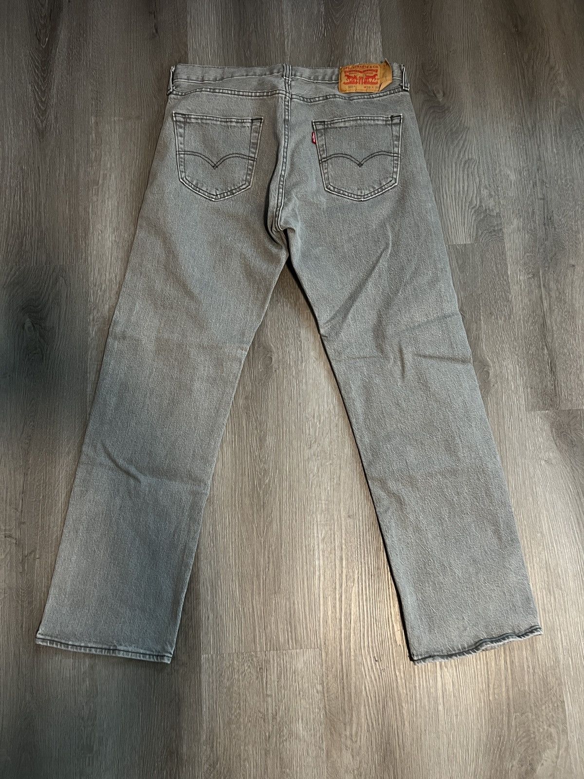 Levi's Levi’s 501 Grey Wash Denim Size US 33 - 2 Thumbnail