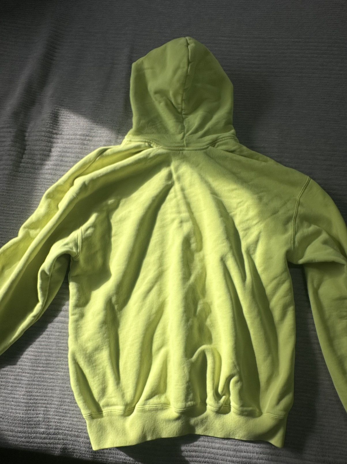 Balenciaga Balenciaga Fluo BB Neon Logo Hoodie size Small Size US S / EU 44-46 / 1 - 3 Thumbnail