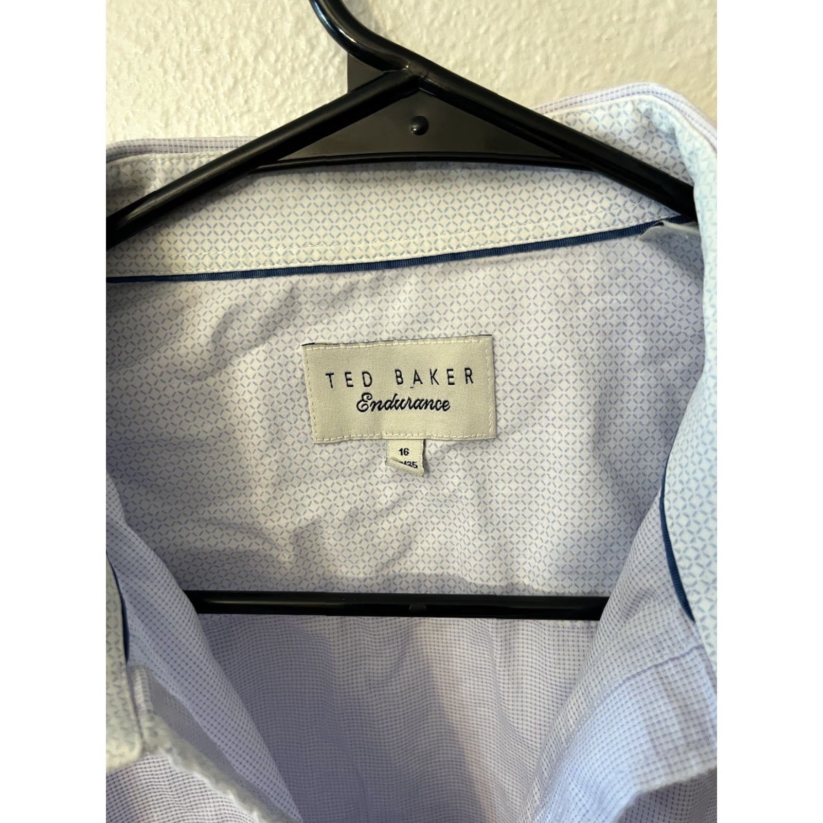 Ted Baker Ted Baker Shirt Mens 16 Button Up Endurance Blue Dress Business Casual Size US L / EU 52-54 / 3 - 3 Thumbnail