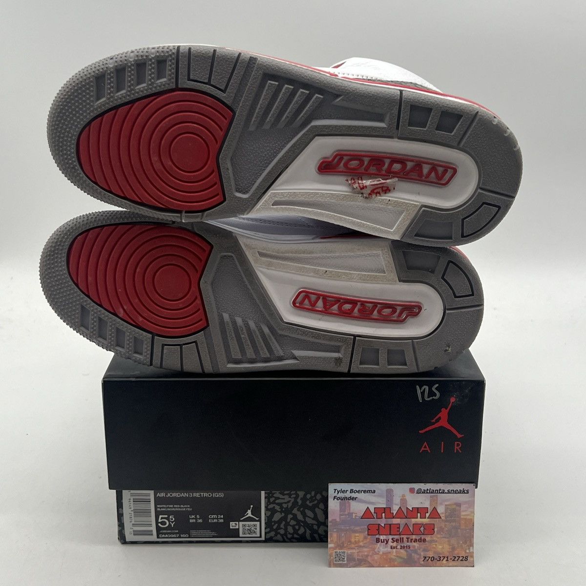 Jordan Brand Air Jordan 3 fire red Size US 5.5 / EU 38 - 8 Thumbnail