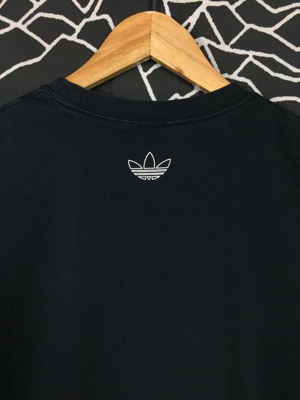 Adidas × Vintage Vtg Adidas Originals Graphic Spell Out Longsleeve Tee Size US M / EU 48-50 / 2 - 6 Thumbnail