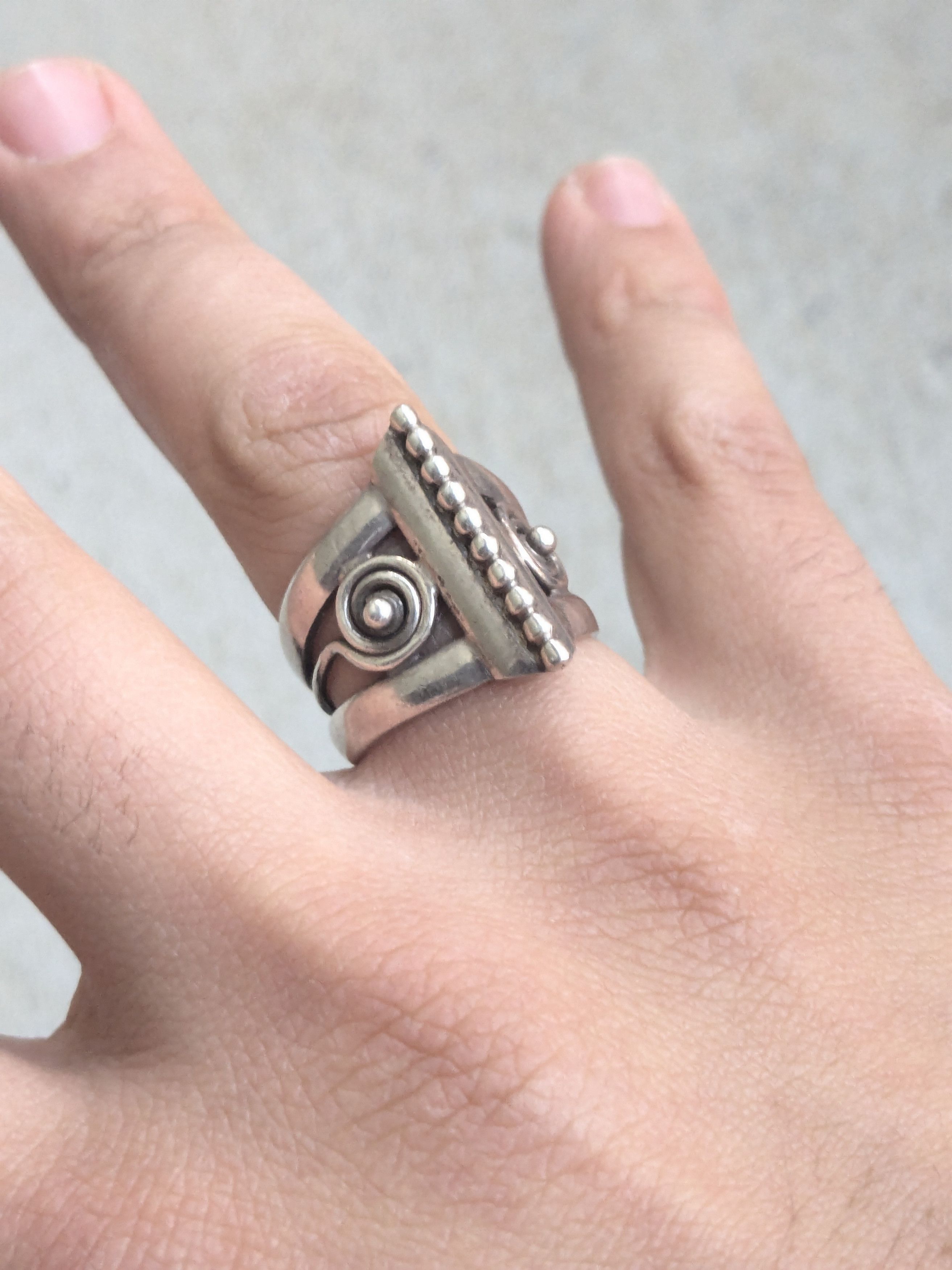 Vintage Vintage Sterling Silver Ring 8.75 Abstract Modern Avant Size ONE SIZE - 11 Thumbnail