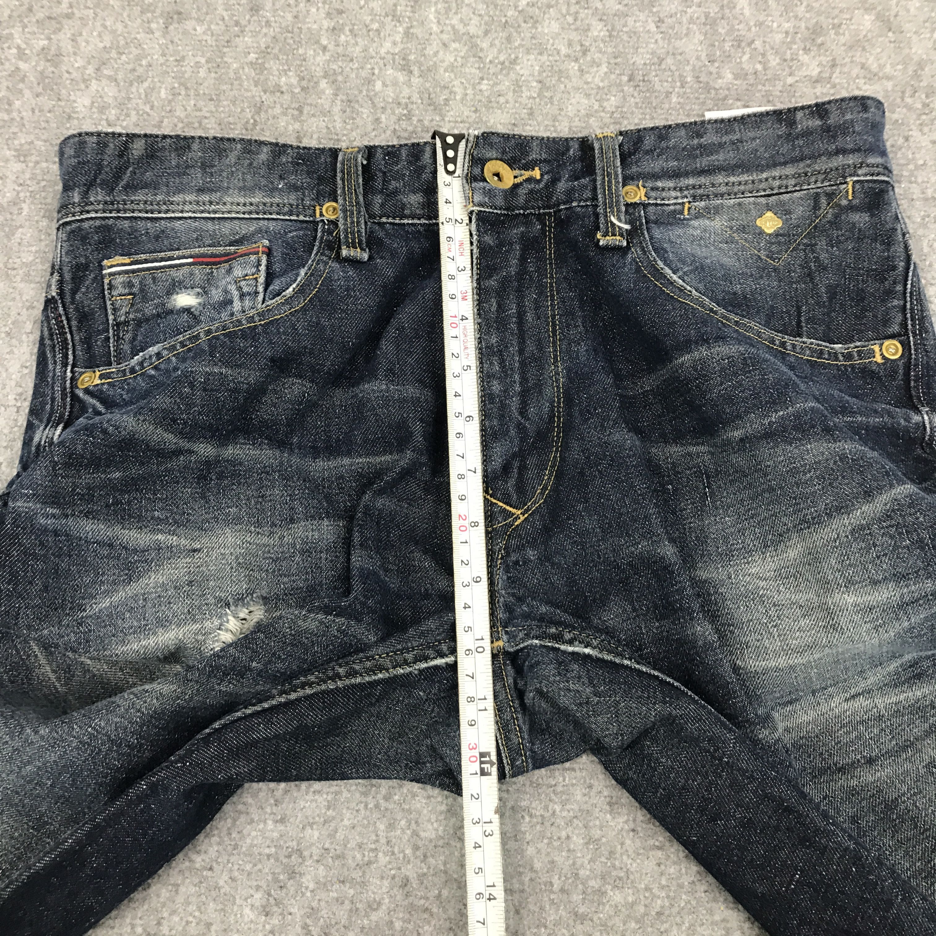 Tommy Hilfiger Denim tommy hilfiger distressed jean pants Size US 32 / EU 48 - 10 Thumbnail