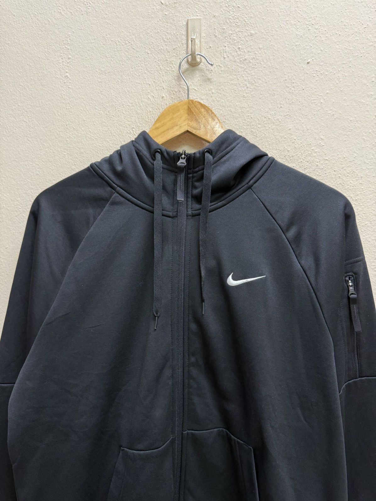 Nike NIKE SWOOSH THERMA FIT ZIPPER BLACK SWEATER HOODIE Size US M / EU 48-50 / 2 - 20 Thumbnail