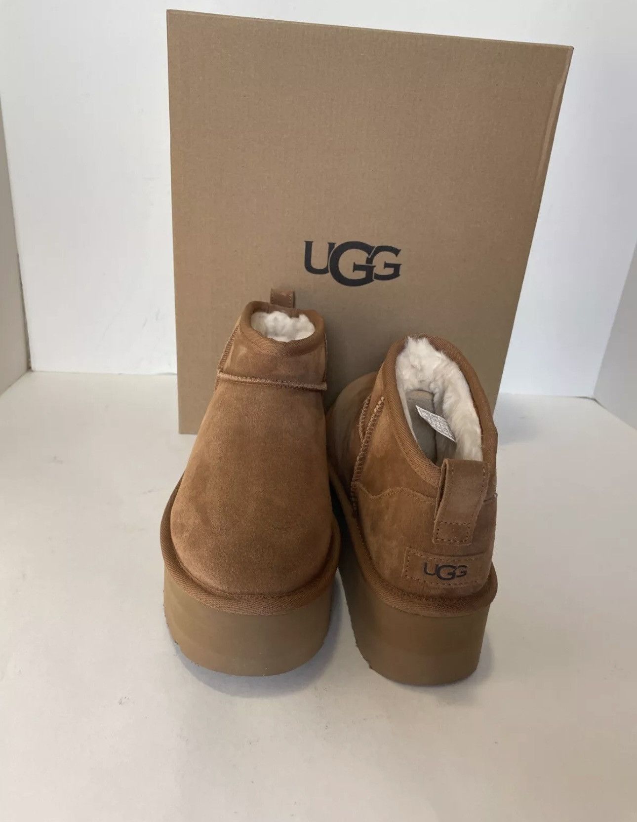 Ugg Womens Ugg Boots Size US 9 / IT 39 - 5 Thumbnail