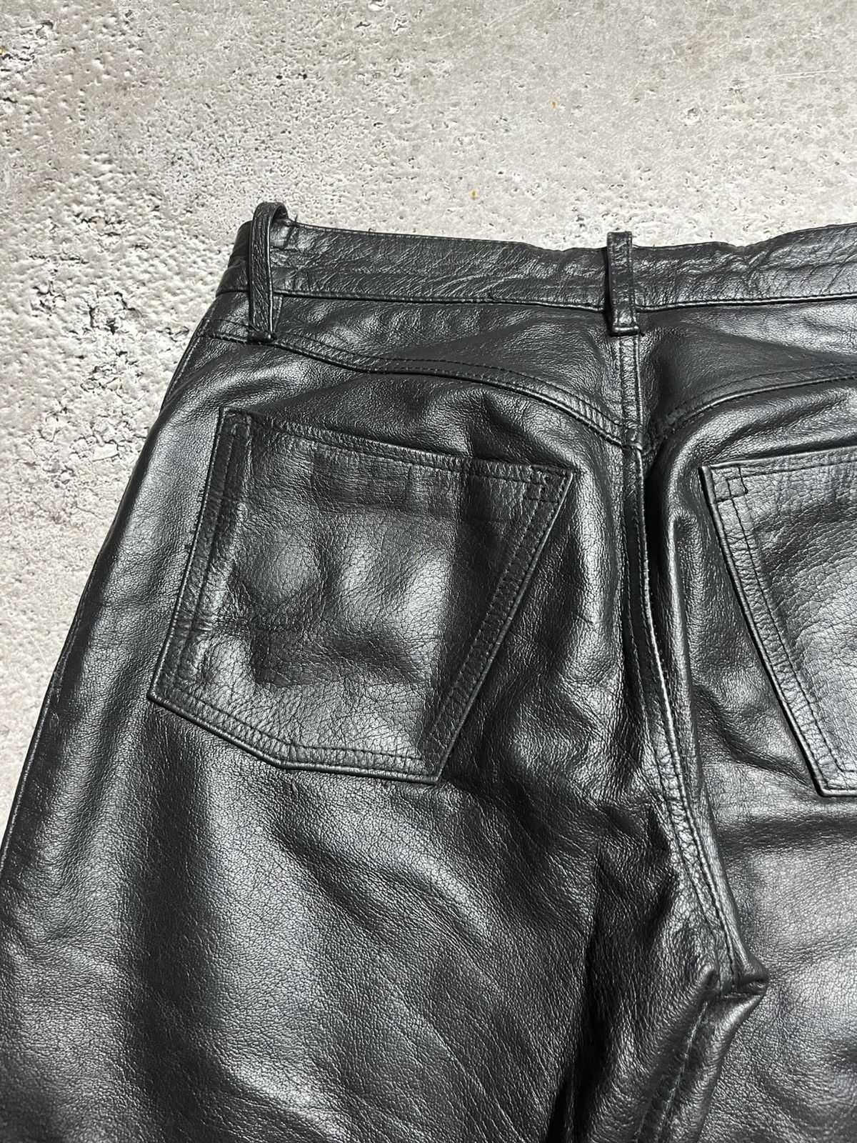 Japanese Brand × Leather Vintage Black Avant-Garde Real Leather Pants with Edgy Style Size US 30 / EU 46 - 7 Thumbnail