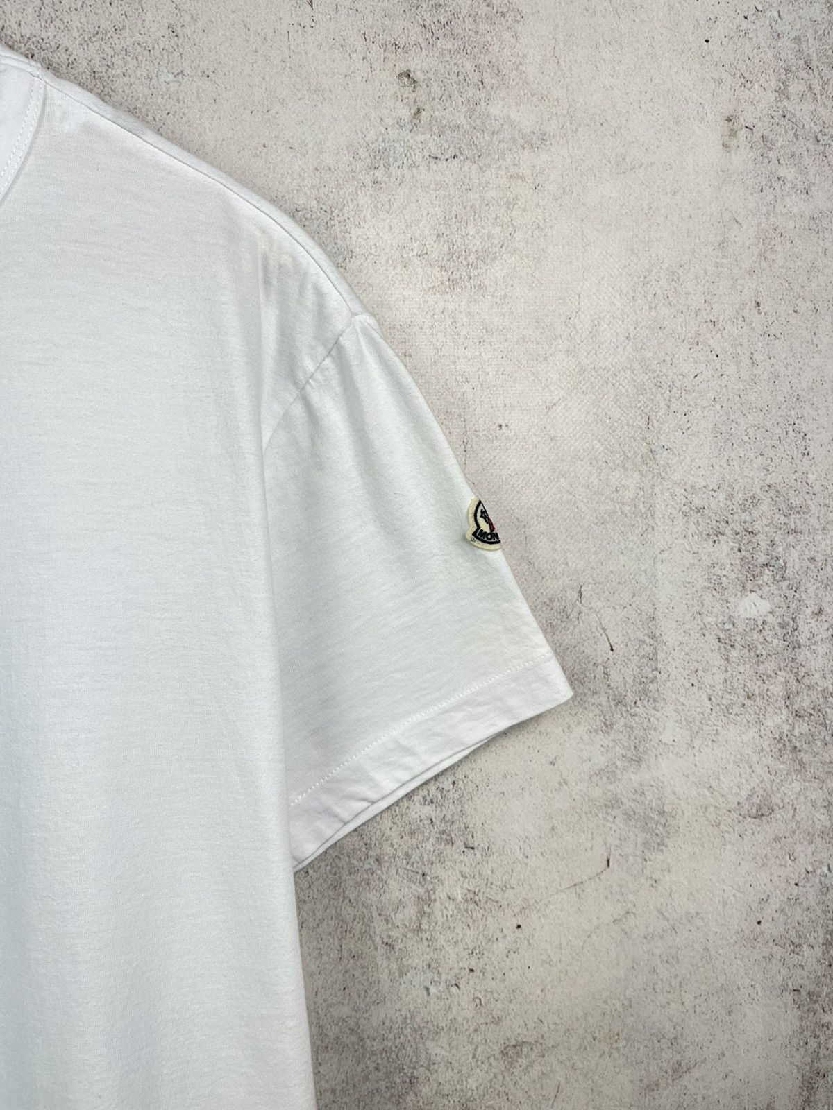 Moncler Moncler France Luxury Classic T-Shirt Rare Retro Hype Y2K Size US L / EU 52-54 / 3 - 4 Thumbnail