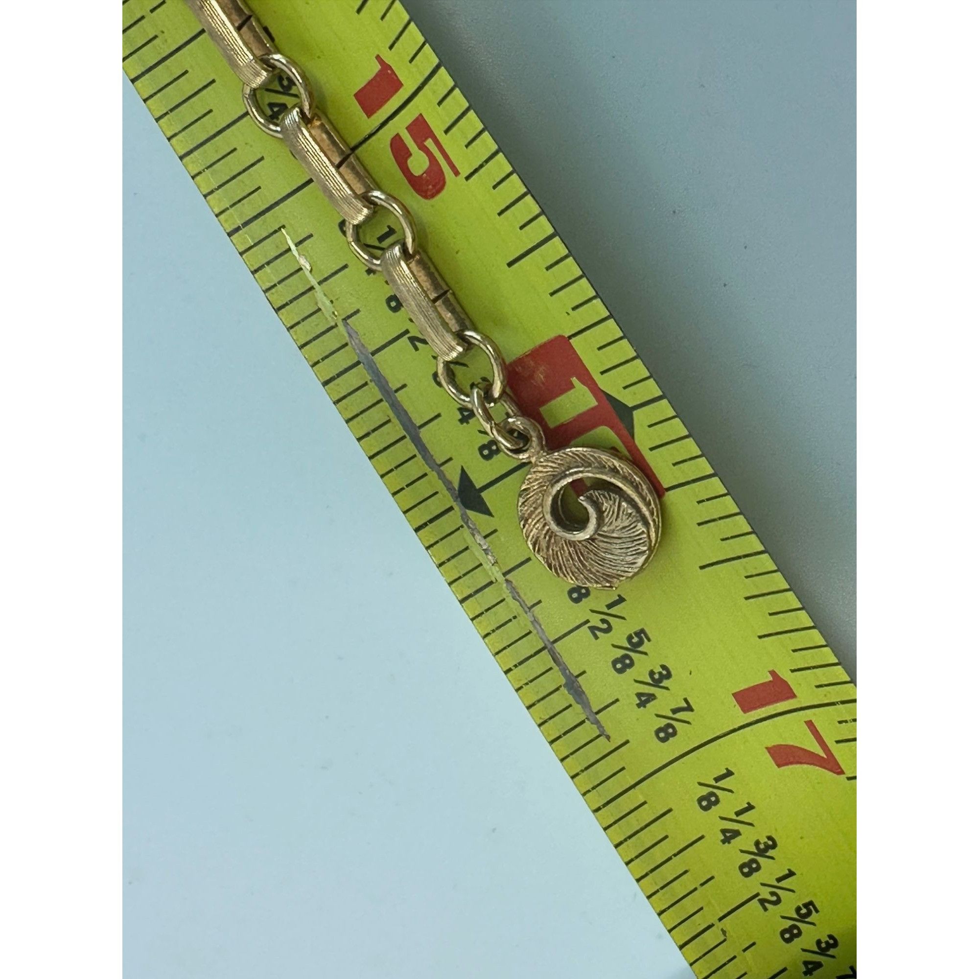 Other Vintage Women's Beautiful Gold Tone LISNER Leaf Necklace Size ONE SIZE - 12 Thumbnail