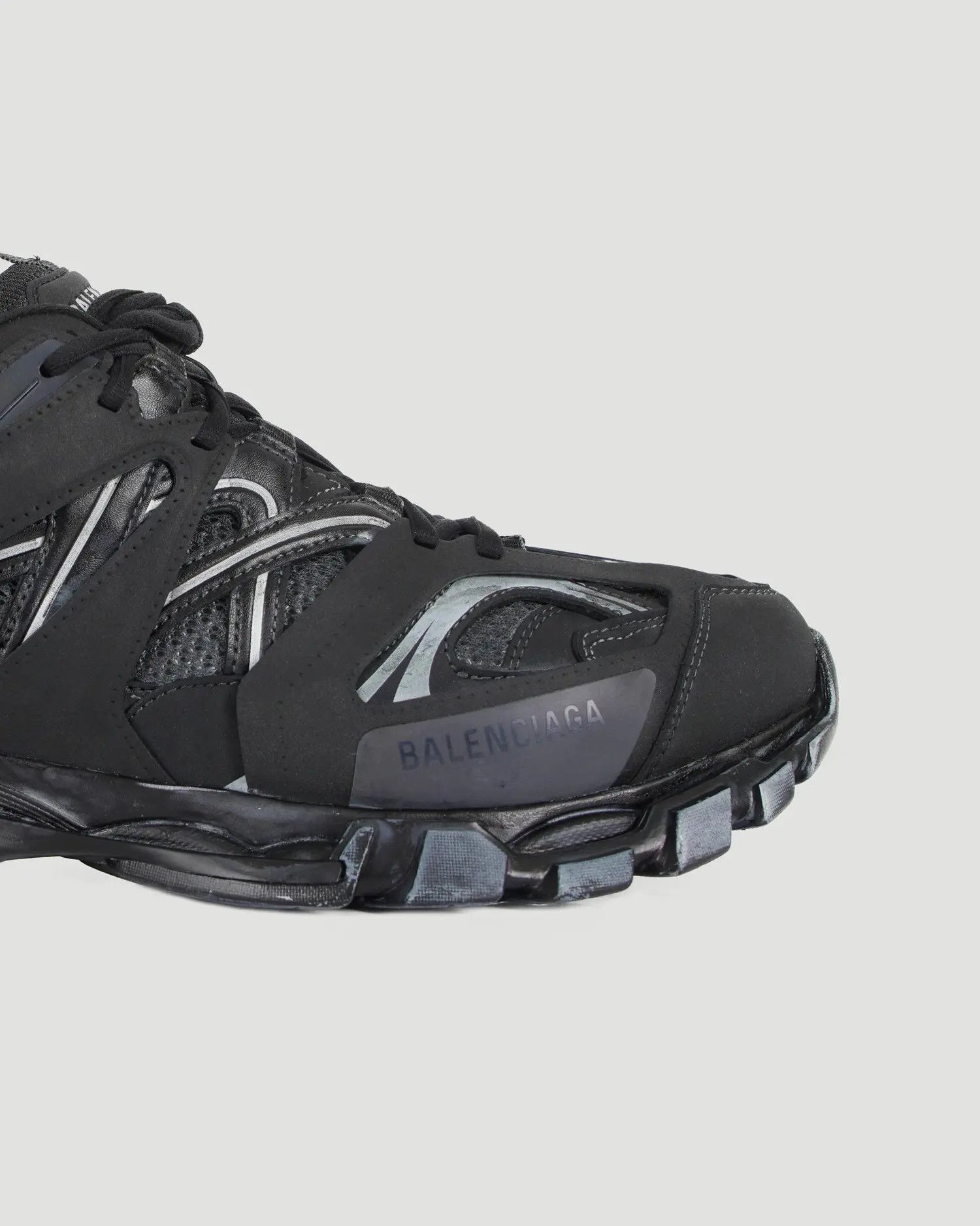 Balenciaga o1s1wg110425 Track Sneakers in Faded Black Size US 11 / EU 44 - 3 Thumbnail