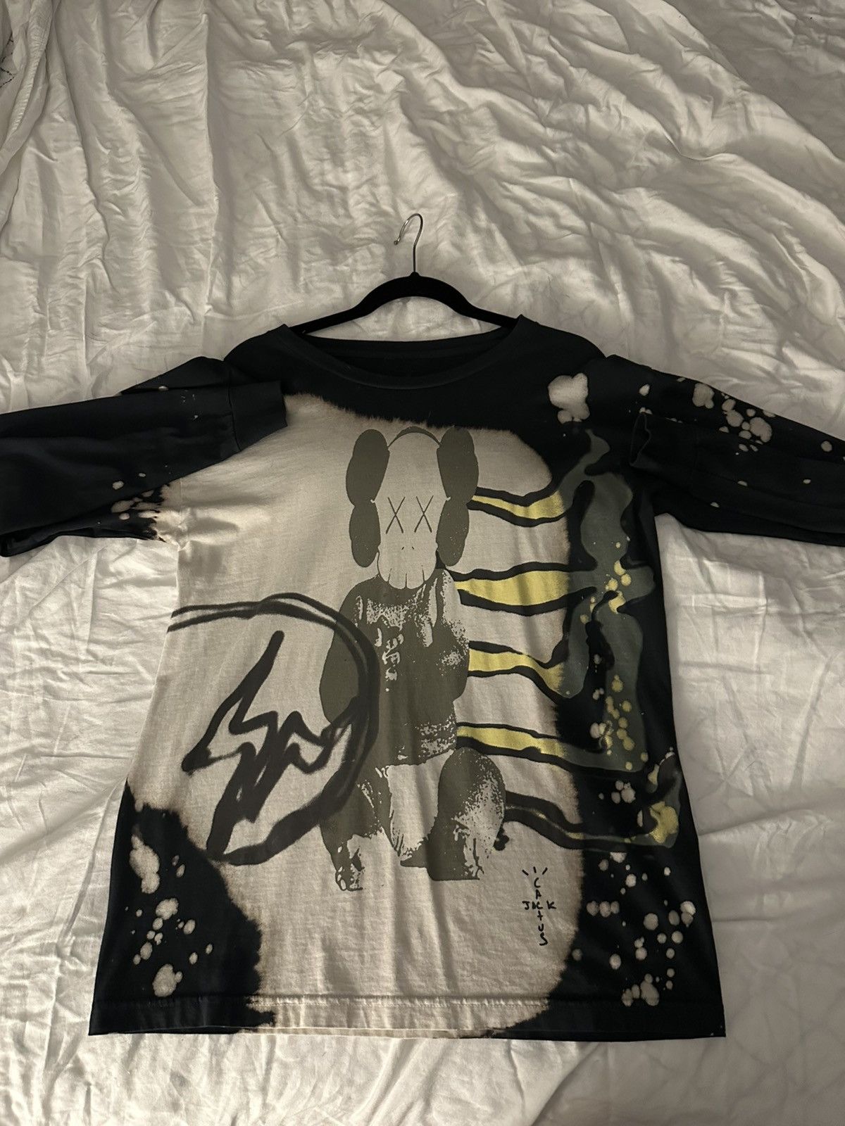 Fragment Design × Kaws × Travis Scott Kaws x Travis fragment collab Size US M / EU 48-50 / 2 - 2 Thumbnail