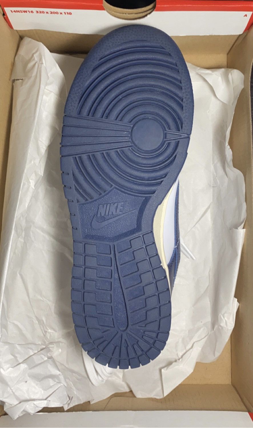 Nike Dunk Low White/BlueNavy Size US 6 / EU 39 - 10 Thumbnail