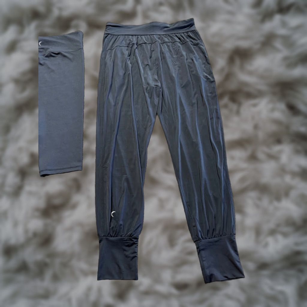 Vintage Zyia Women's Leggings XL Black Capri & Lounge Pants Lot Of 2 - Regular Size 12 Size 40" / US 18 - 1 Thumbnail
