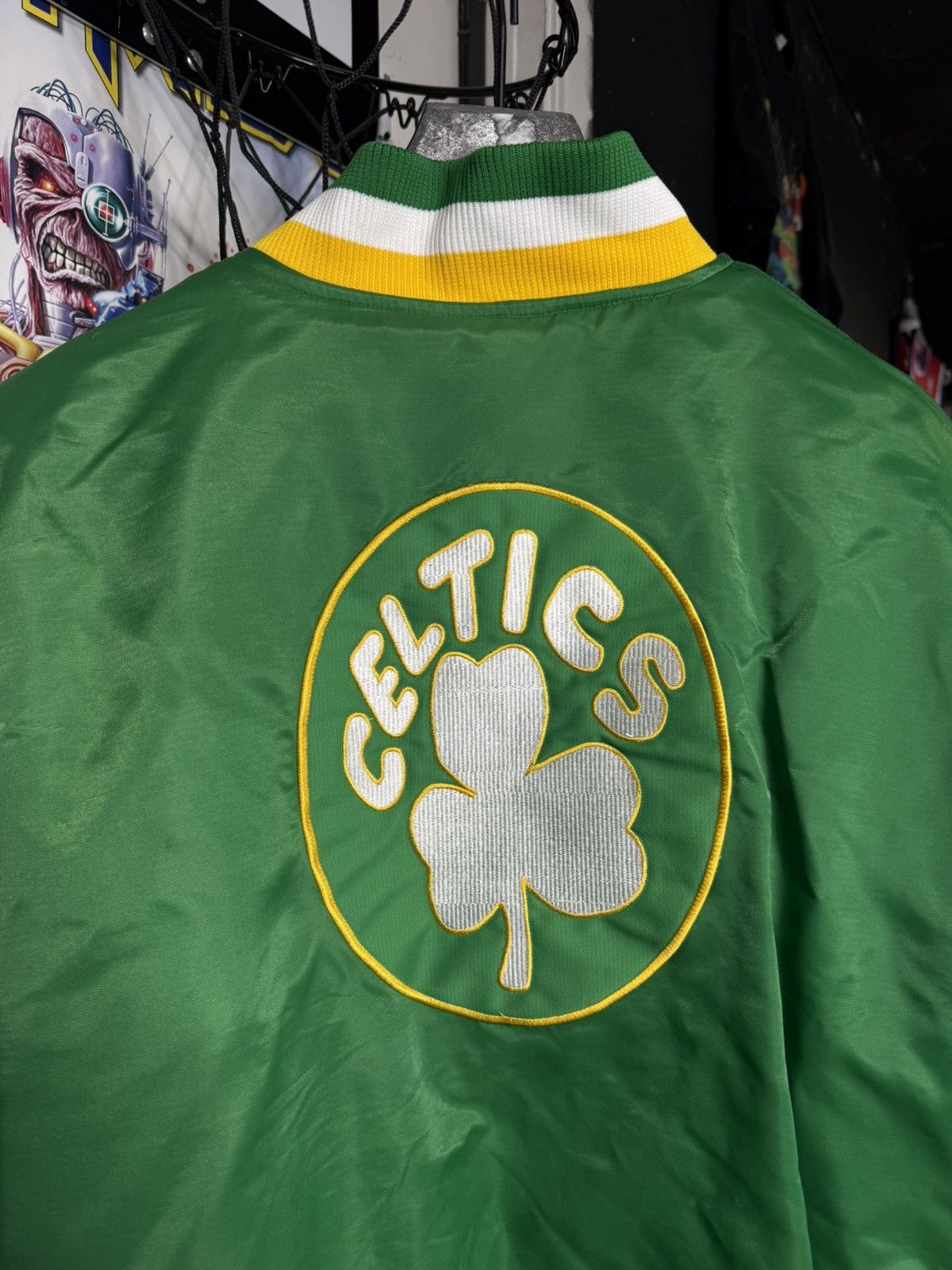 Vintage Vintage Boston Celtics Satin Jacket Nba Varsity Size 2XL Size US XXL / EU 58 / 5 - 3 Thumbnail