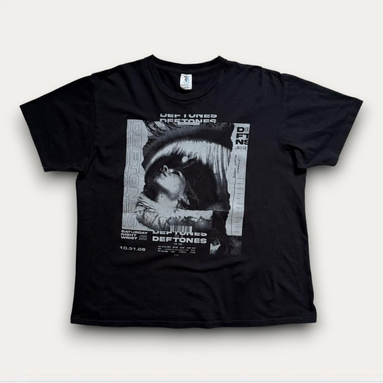 Band Tees Vintage Y2K Deftones Saturday Night Wrist Tee Size US XL / EU 56 / 4 - 1 Thumbnail