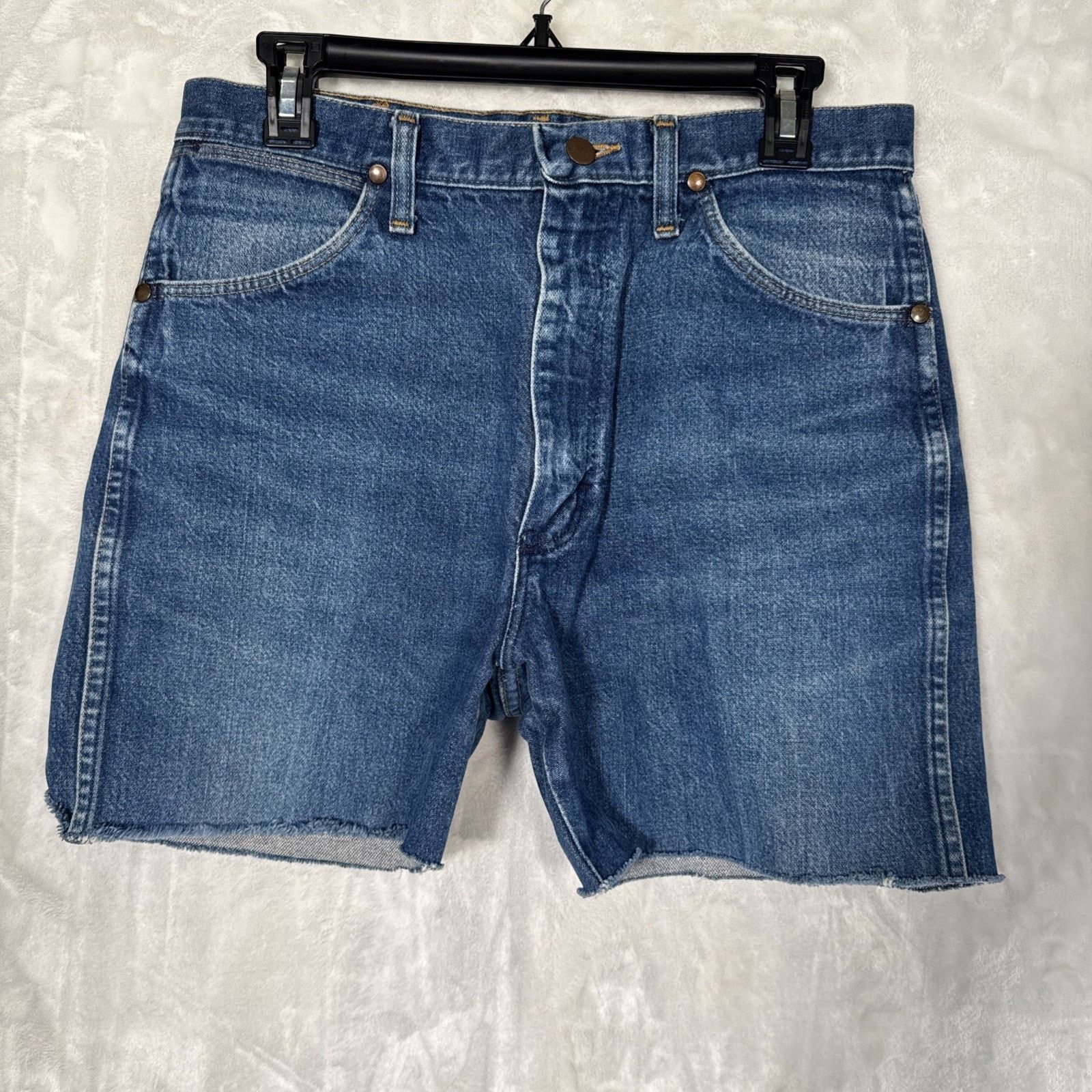 Wrangler Wrangler Shorts Mens 34 Blue 13MWZ Cutoff Distressed Cowboy Size US 34 / EU 50 - 1 Thumbnail