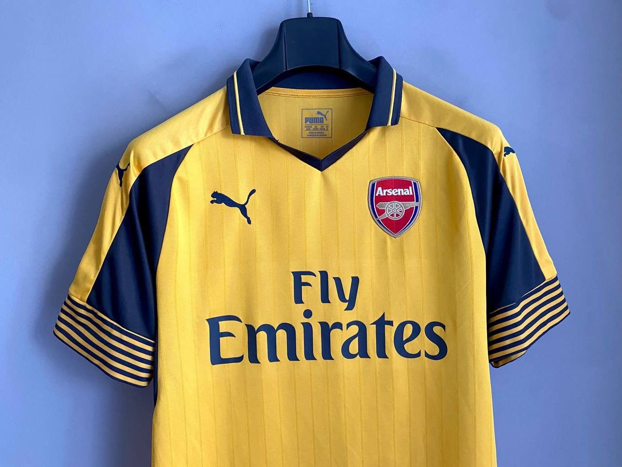 Puma FC Arsenal London 2016/17 Away Football Soccer Jersey Size M Size US M / EU 48-50 / 2 - 3 Thumbnail