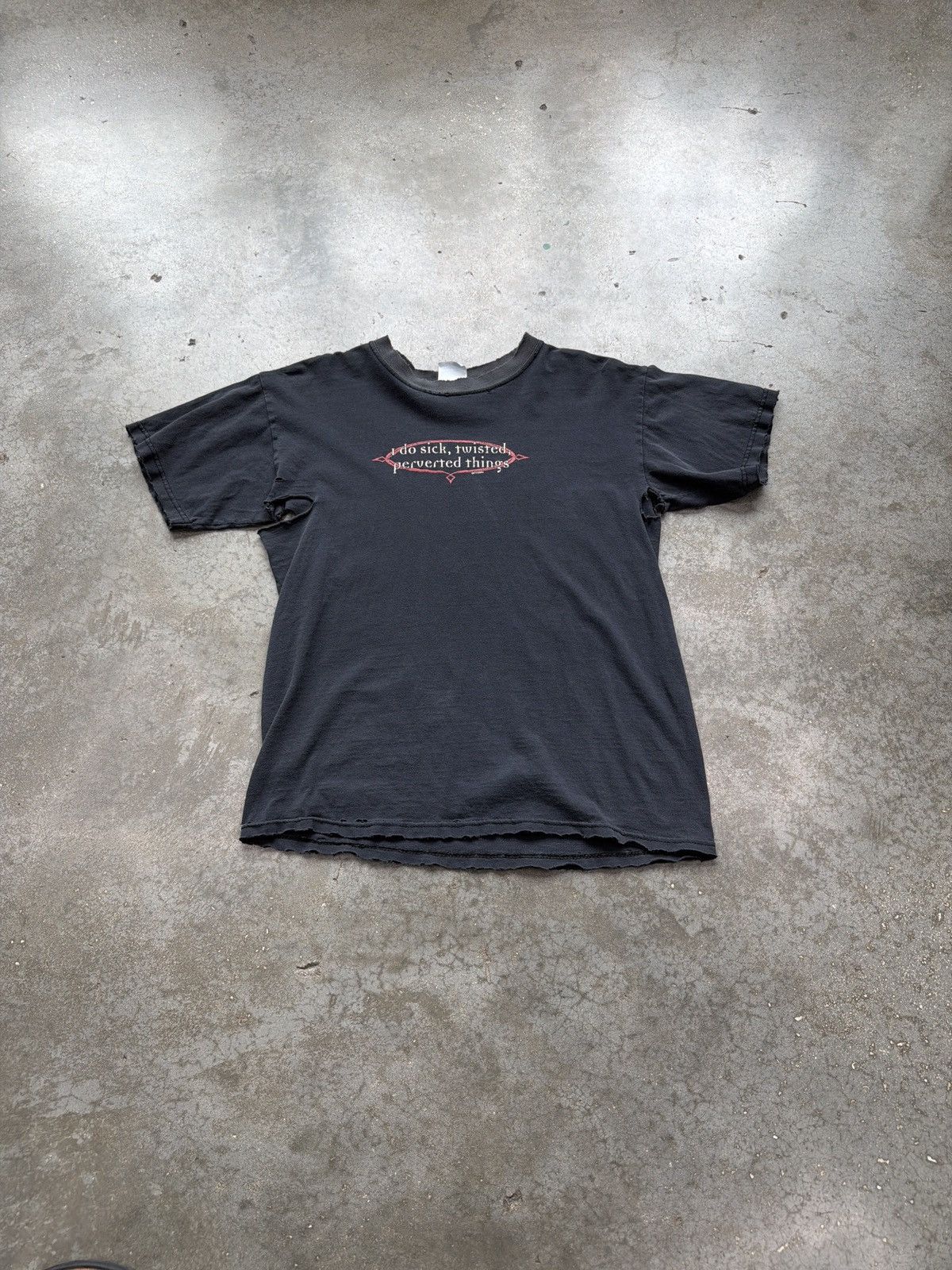 Vintage Vintage “I do sick twisted perverted things” 2000 Size US M / EU 48-50 / 2 - 1 Thumbnail