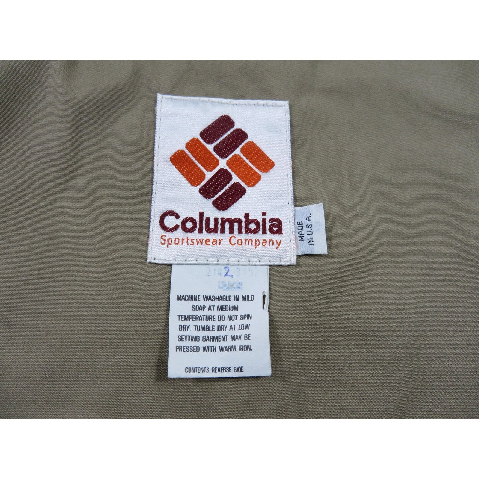 Columbia Columbia Beige Hunting Shooting Vest With Patch Sz L 1980s Size US L / EU 52-54 / 3 - 4 Thumbnail
