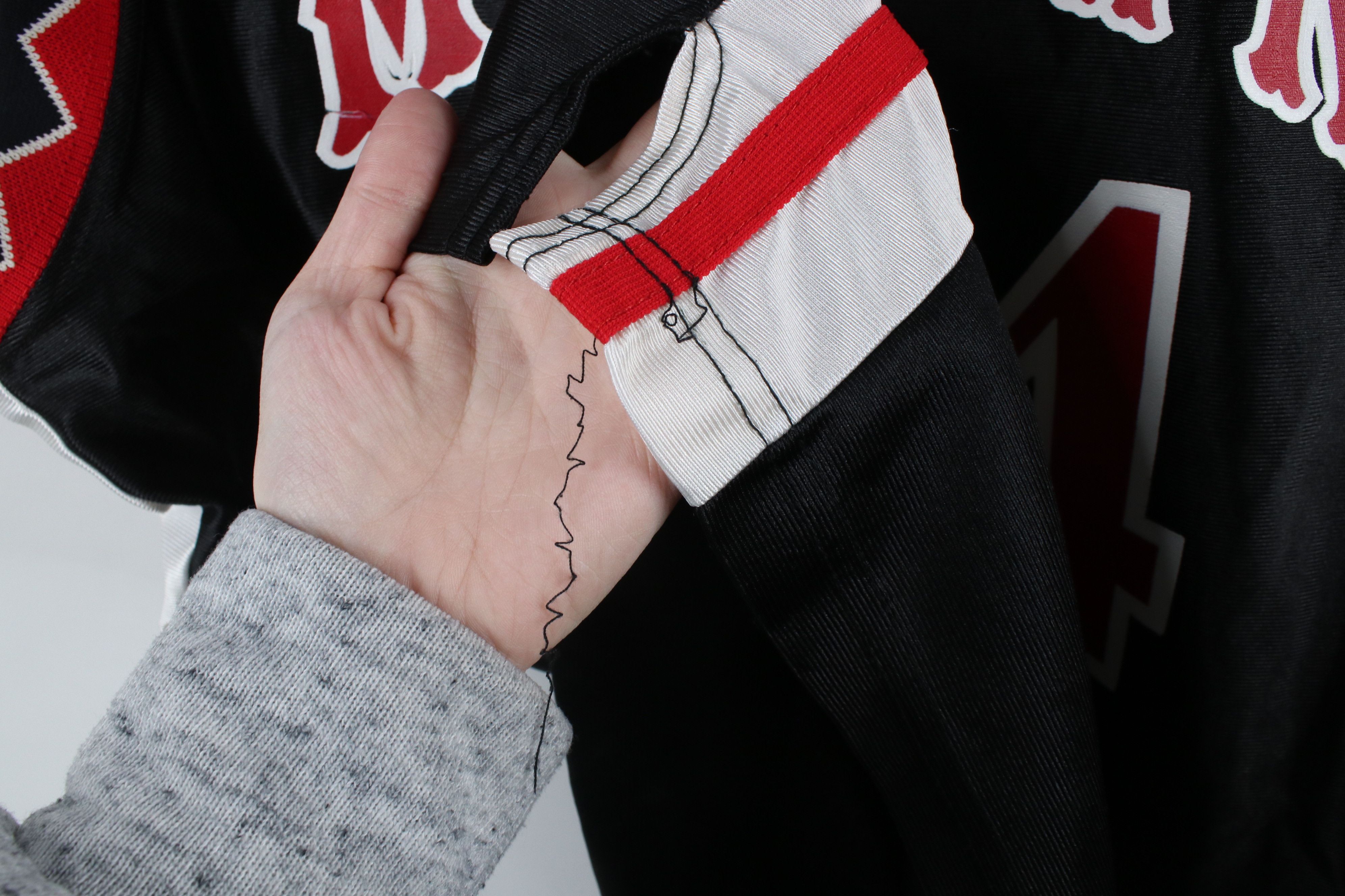Vintage Vintage 90s Wilson Spell Mohawk Basketball Jersey Black #54 Size US XXL / EU 58 / 5 - 7 Thumbnail