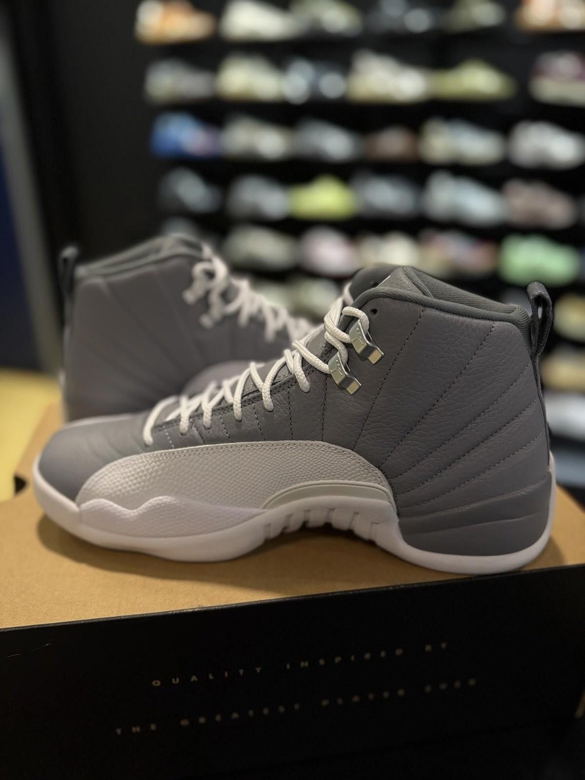 Jordan Brand Air Jordan 12 Retro Stealth CT8013-015 Size 11 New With Box Size US 11 / EU 44 - 7 Thumbnail