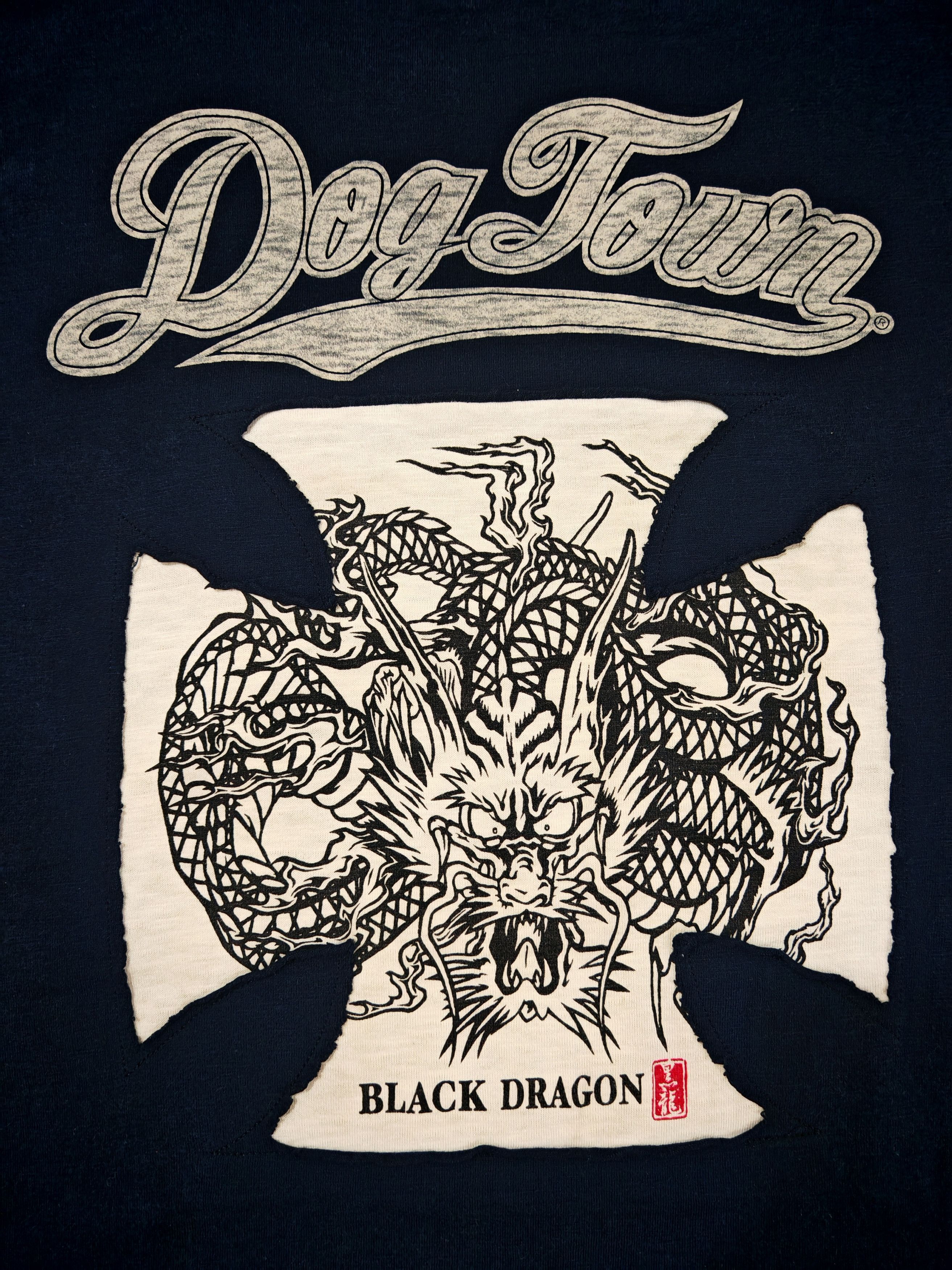 Dogtown Dog Town Black Dragon Tees Size US XL / EU 56 / 4 - 4 Thumbnail