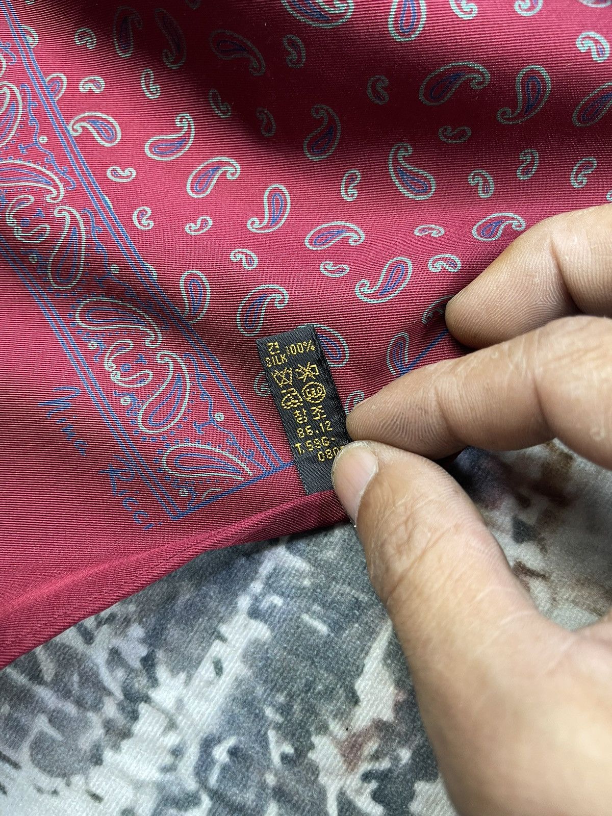 Nina Ricci VINTAGE NINA RICCI PAISLEY SILK SCARVES Size ONE SIZE - 6 Thumbnail
