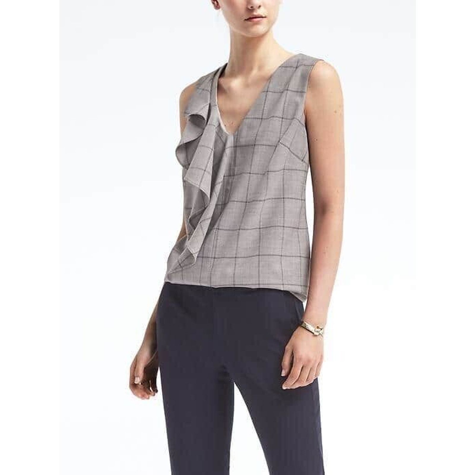Banana Republic Banana Republic Wool Cascade Ruffle Top Gray Windowpane SP Size S / US 4 / IT 40 - 8 Thumbnail