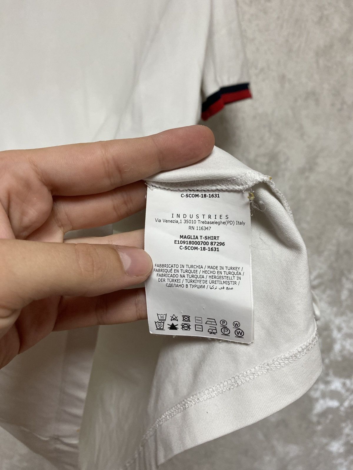 Moncler Moncler Cut and Sewn t-shirt Size US XXL / EU 58 / 5 - 5 Thumbnail