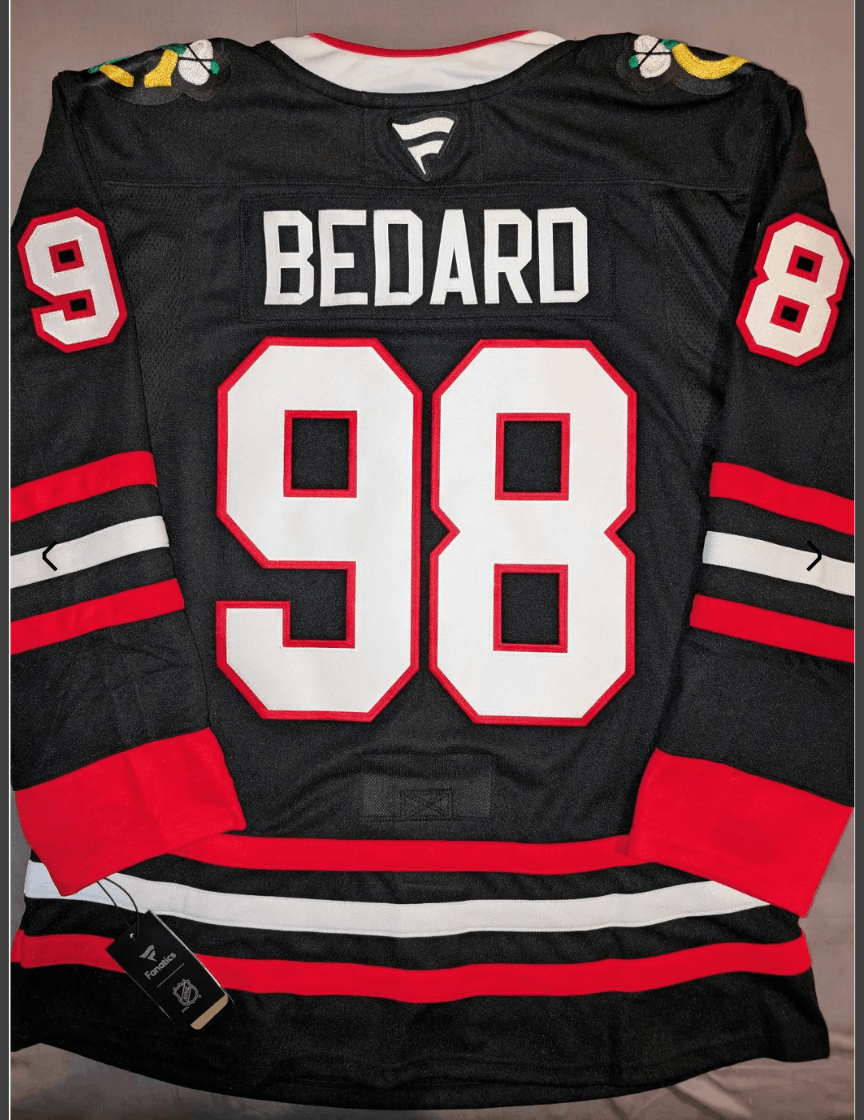 NHL Connor Bedard Chicago Blackhawks jersey Fanatics sz52 Size US L / EU 52-54 / 3 - 2 Thumbnail