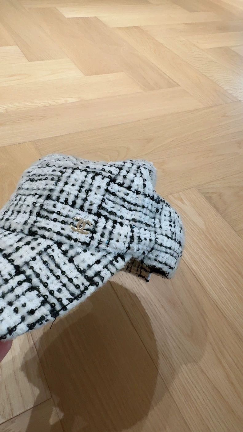 Chanel Chanel Black and White Pattern Cap Size ONE SIZE - 2 Thumbnail