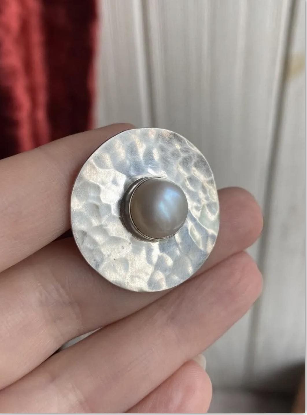 Sterling Silver Vintage Jewelry Ring Sterling Silver Mother of Pearl Size 8 Size ONE SIZE - 7 Thumbnail