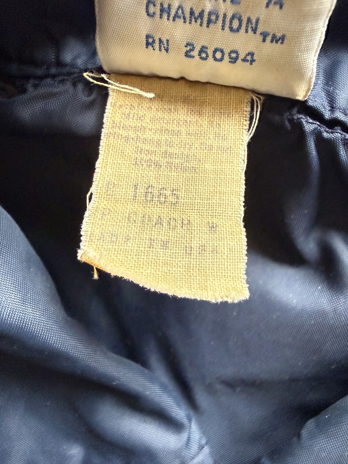 Champion Vintage 80s Notre Dame Champion Windbreaker Coaches Jacket Size US L / EU 52-54 / 3 - 3 Thumbnail