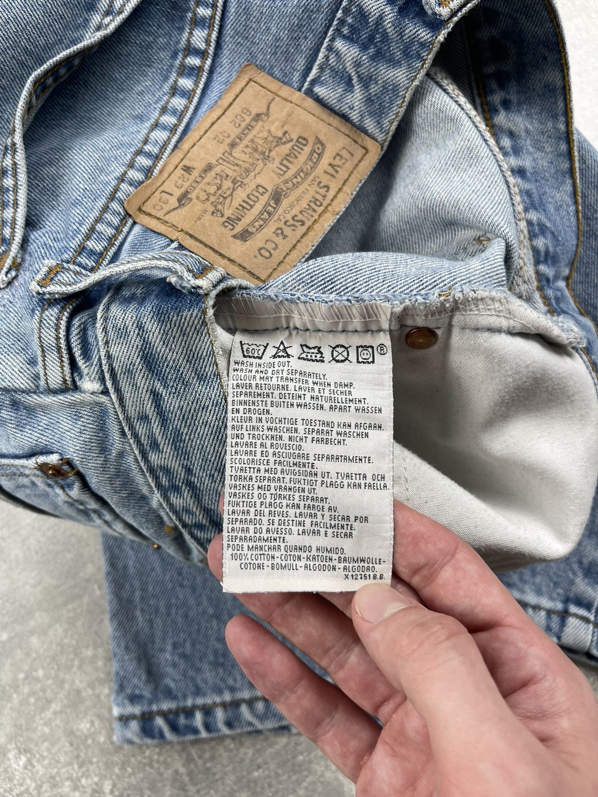 Levi's Vintage Levi’s 882 Orange Tab Light Blue Denim Jeans USA Size US 29 - 13 Thumbnail