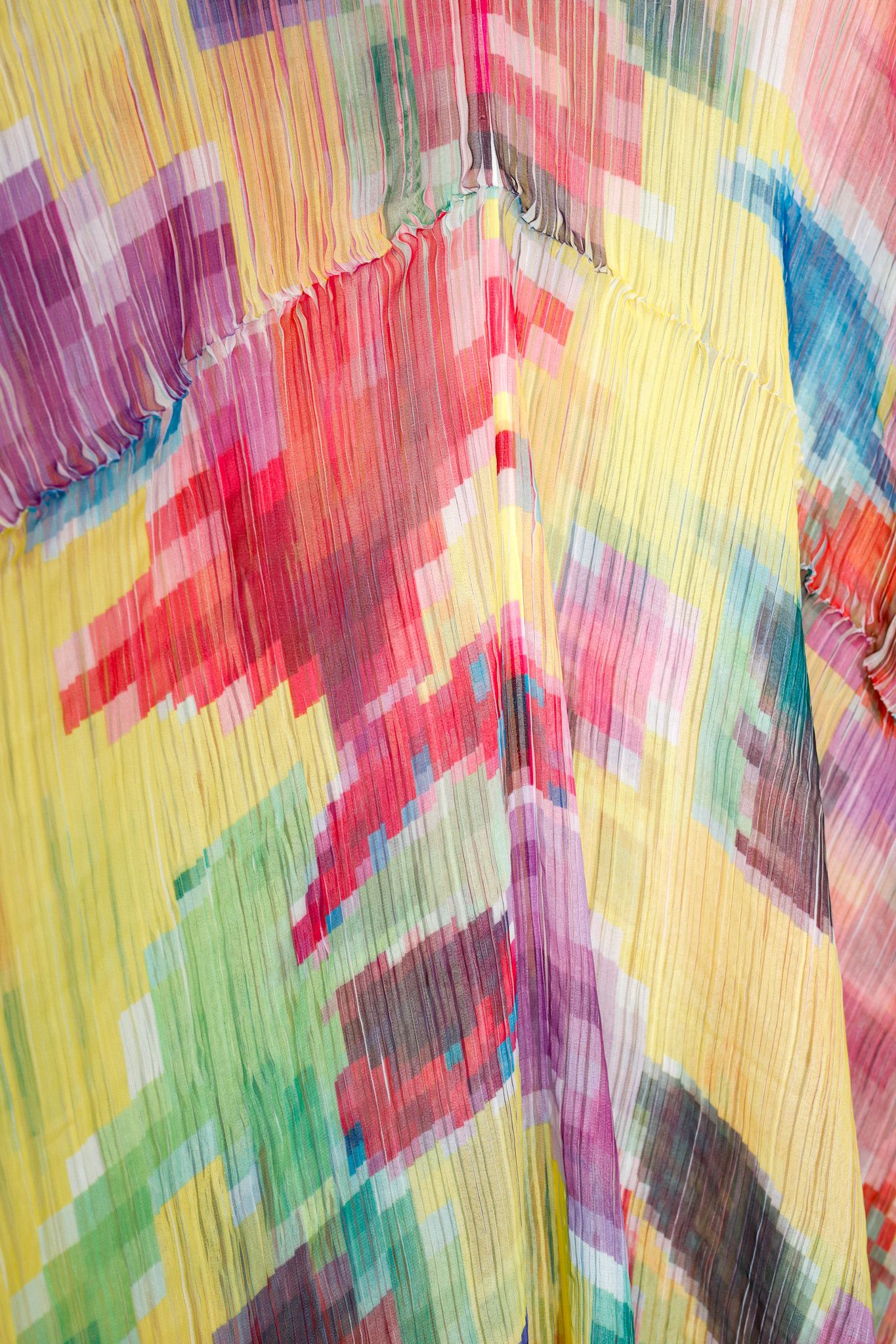 Pleats Please Issey Miyake Pleats Please Issey Miyake Multicolour Pixel-Printed Shawl Size ONE SIZE - 5 Thumbnail
