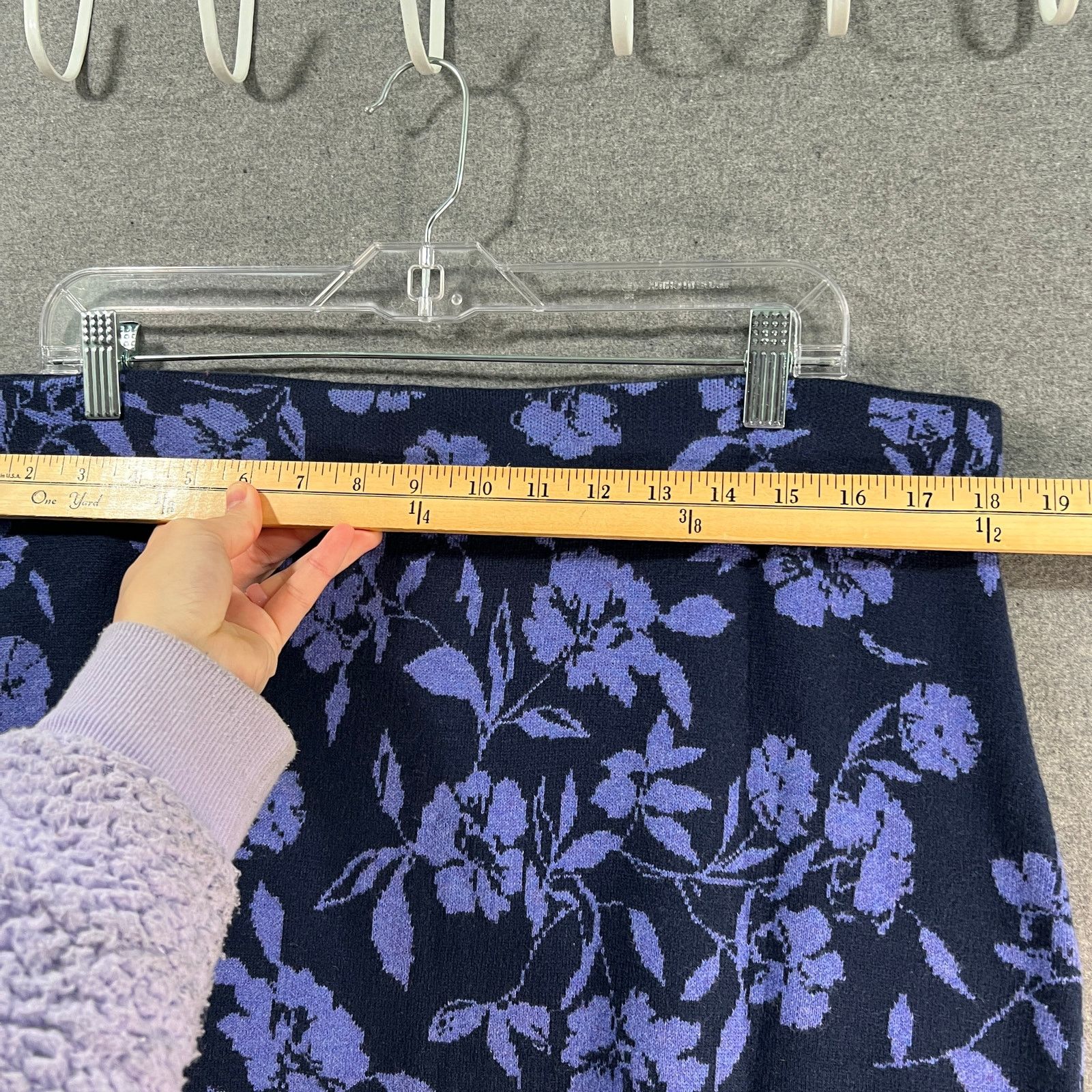 Isaac Mizrahi Isaac Mizrahi LIVE Jacquard Sweater Skirt with Side Size 34" / US 12 / IT 48 - 5 Thumbnail