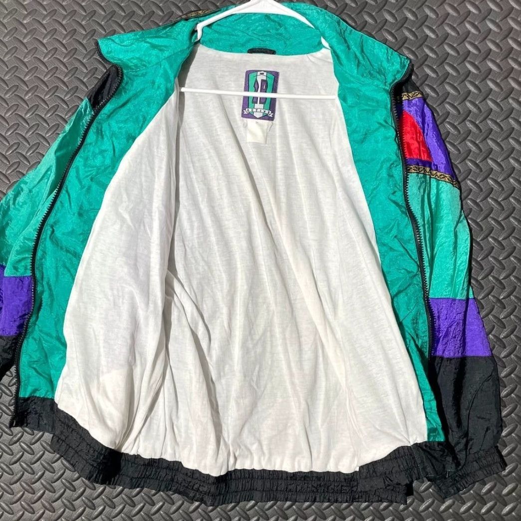 Vintage VINTAGE WindBreaker Jacket 2P 2B Active Track Black Geometric Full Zip Women, Petite Size XS / US 0-2 / IT 36-38 - 3 Thumbnail