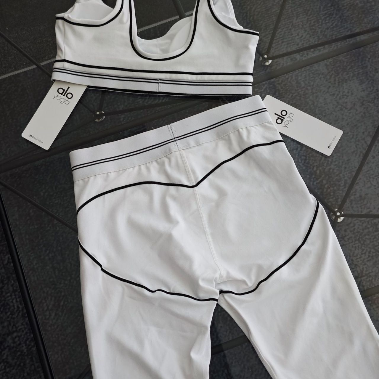 Alo Yoga Alo Yoga Size M / US 6-8 / IT 42-44 - 11 Thumbnail