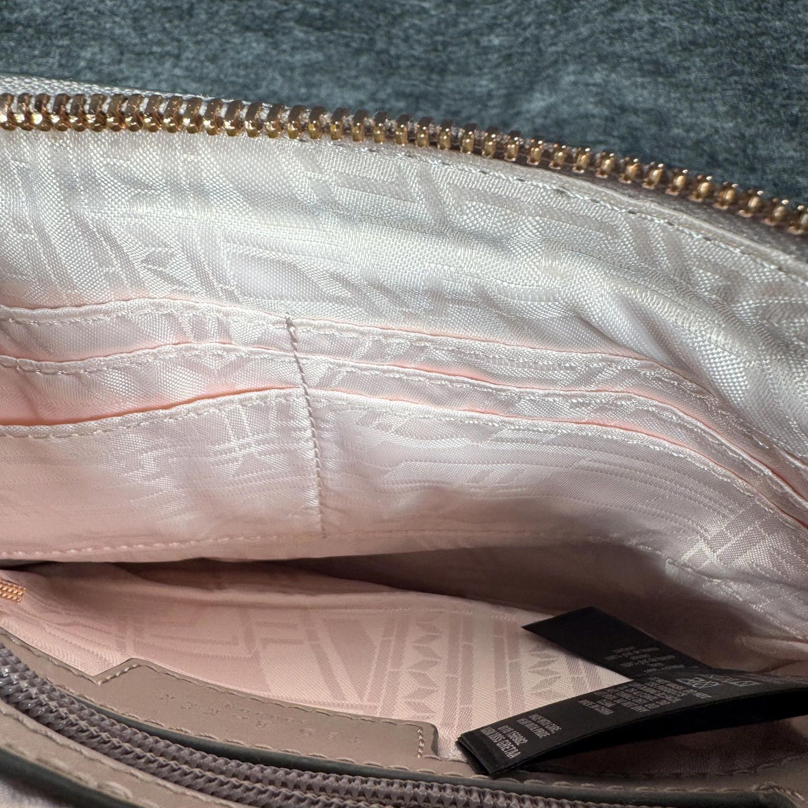 Ted Baker Ted Baker Bag Pink Greta Geo Bow Crossbody Gold Bow NEW Size ONE SIZE - 3 Thumbnail